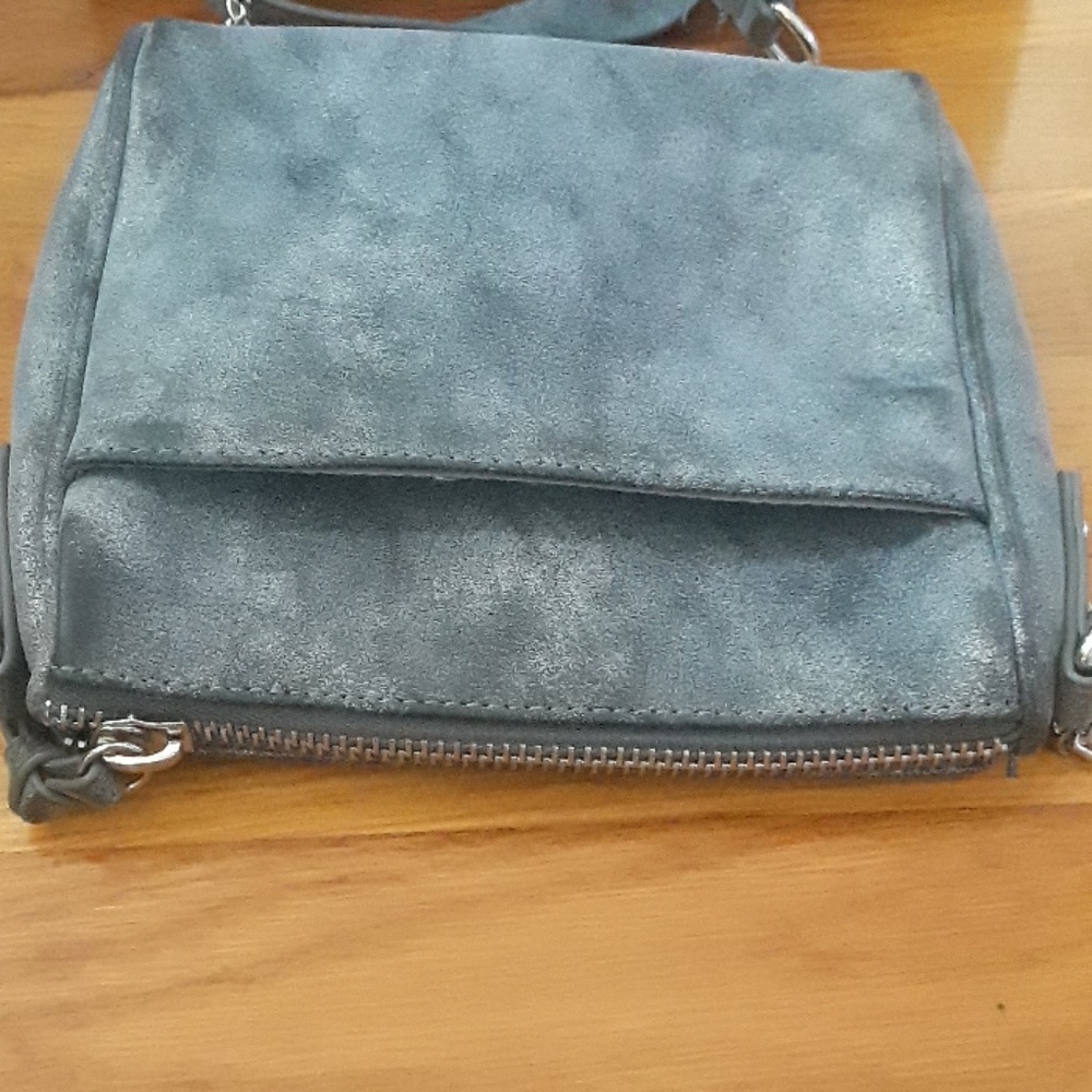 Purse - Picture 3 of 4
